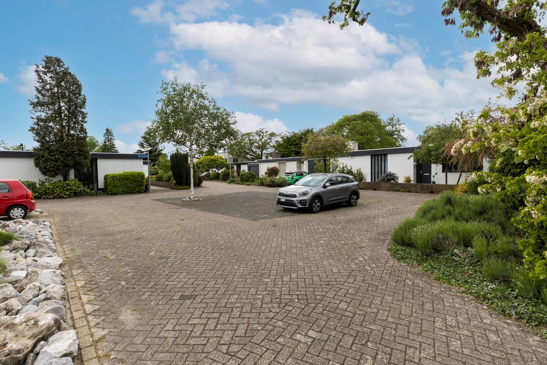 Photo 56 of Luytelaer 10
