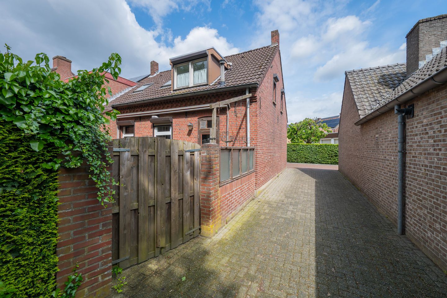 Foto 40 van Veestraat 9