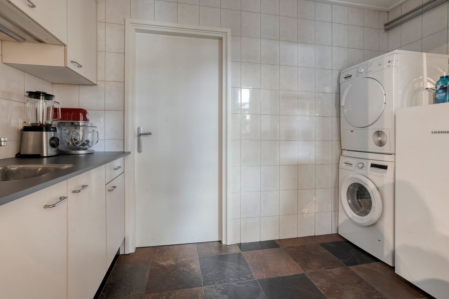 Photo 14 of van Dieststraat 4