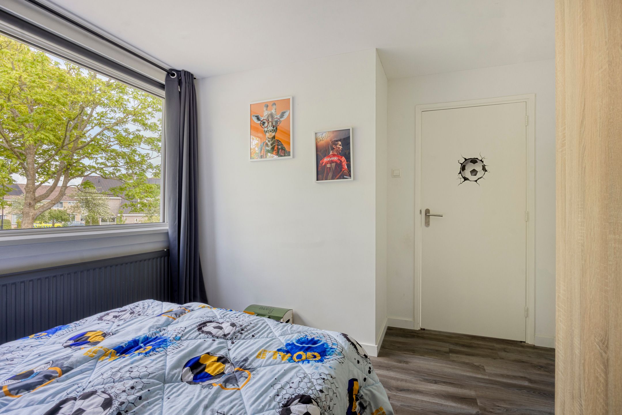 Photo 27 of Esdoornlaan 128