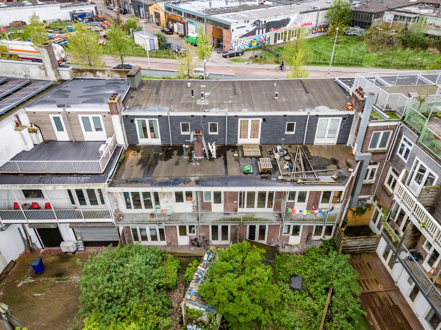Unieke kans: Volledig pand met vijf woningen in Amsterdam Noord, 385 m² — 19