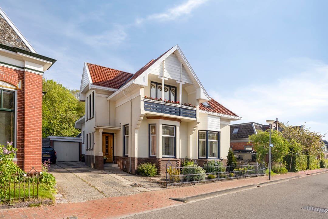 Photo 8 of Hoofdstraat 65