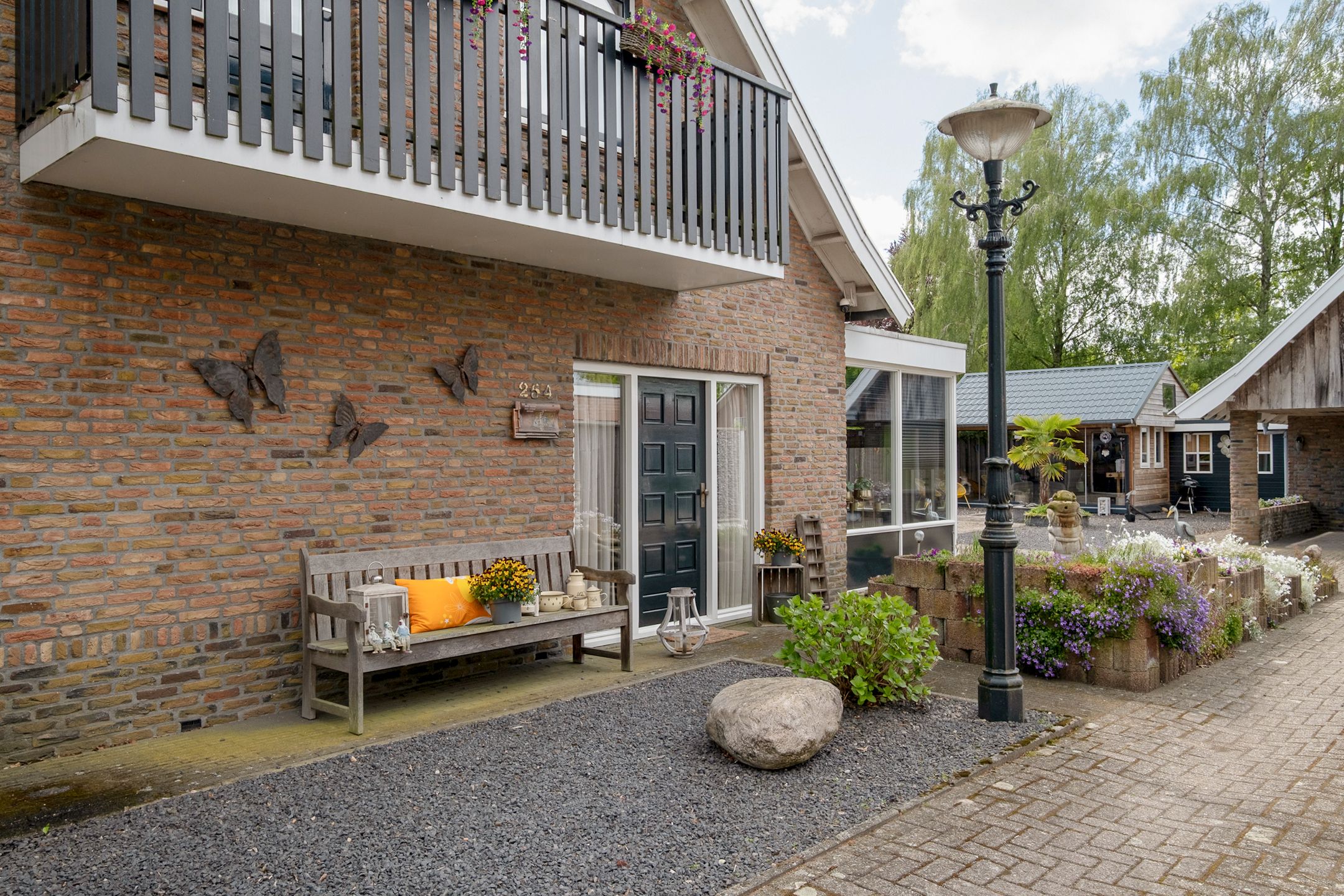 Photo 33 of Hoofdstraat 254