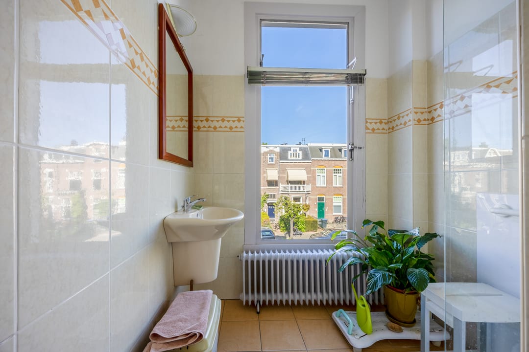 Photo 22 of Javastraat 23