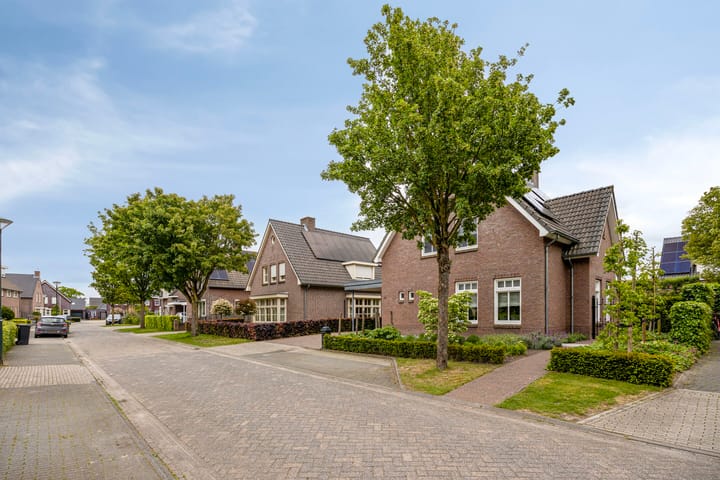Vrijstaande woning te koop: Korhoenstraat 25, De Rips