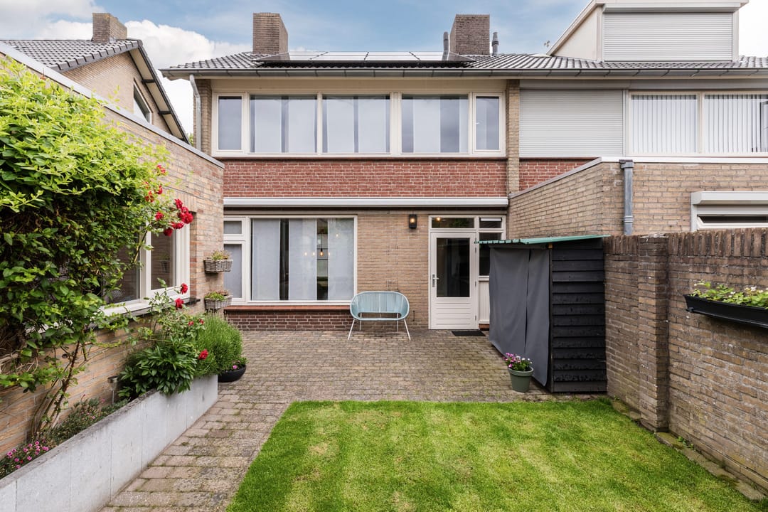 Photo 41 of Burgemeester Magneestraat 12
