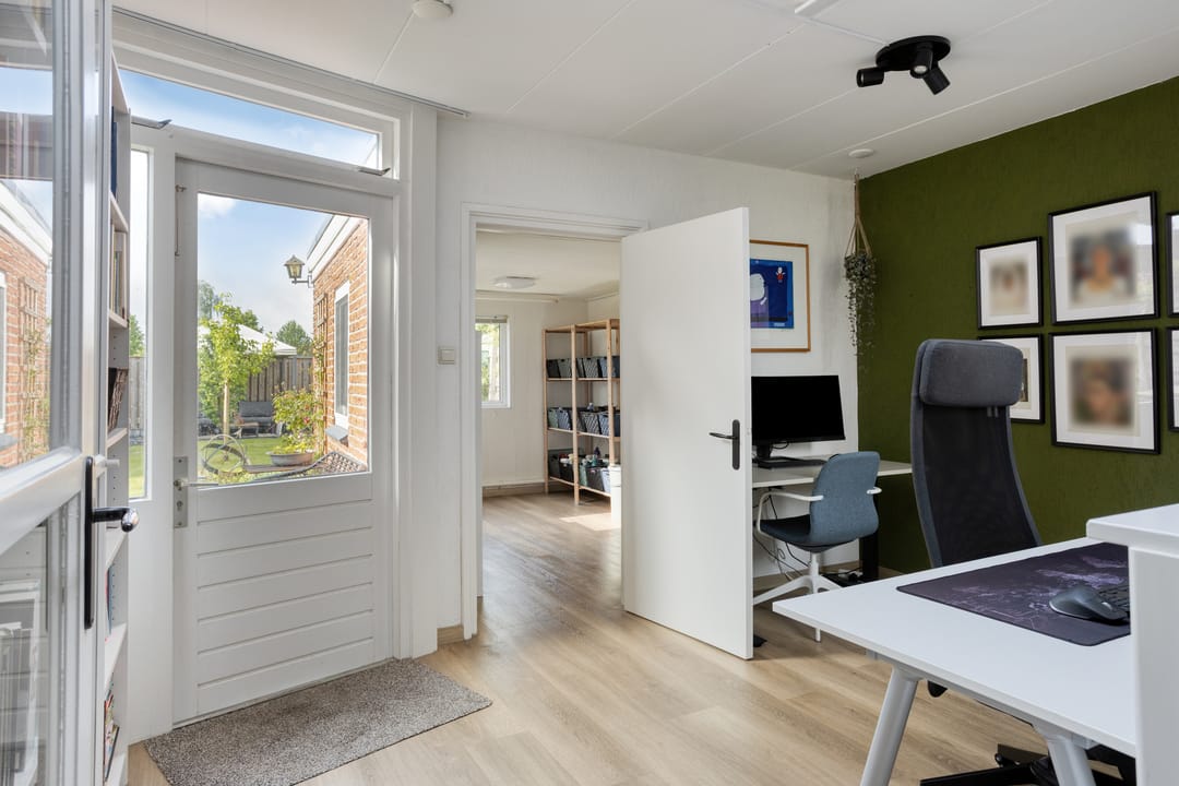 Photo 17 of Nicolaasstraat 34-A