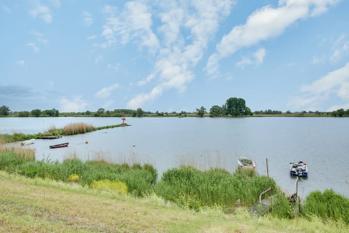 Appartement te koop: Rivierdijk 701A, Hardinxveld-Giessendam