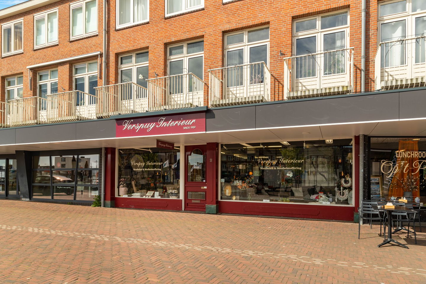 Bekijk foto 2 van Plein 1945 2