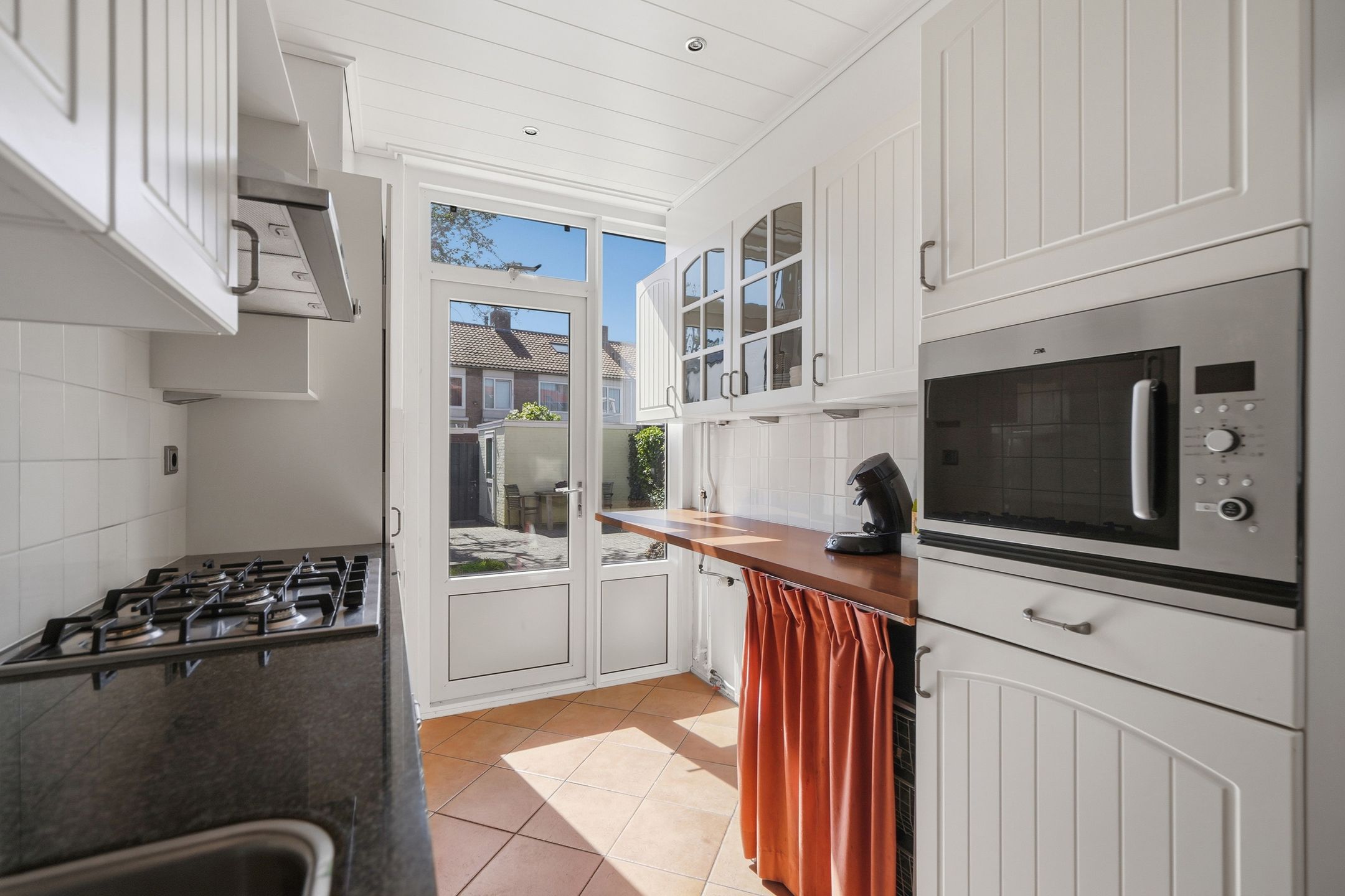 Photo 12 of Van Ginkelstraat 33