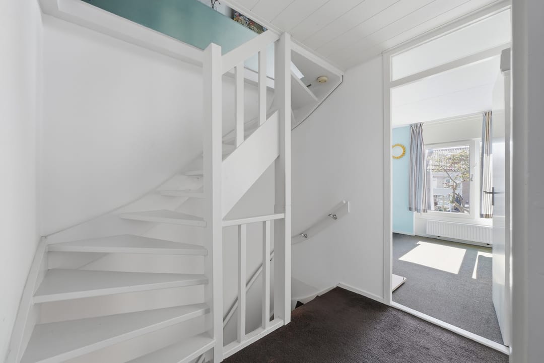 Photo 26 of Van Ginkelstraat 33