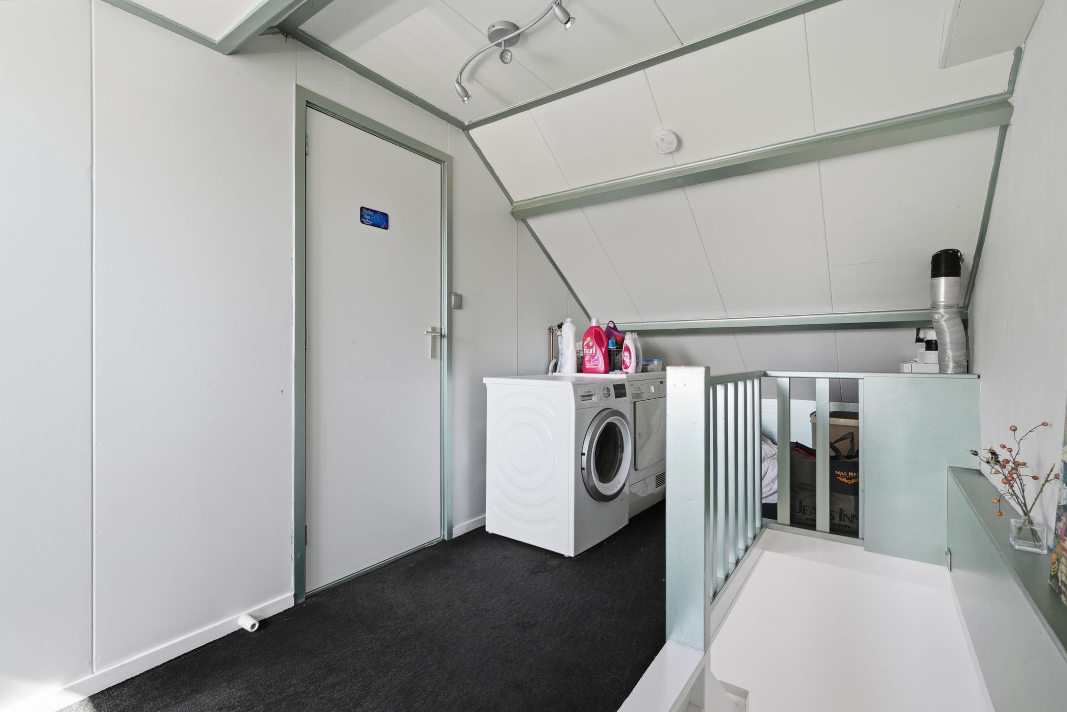 Photo 27 of Van Ginkelstraat 33