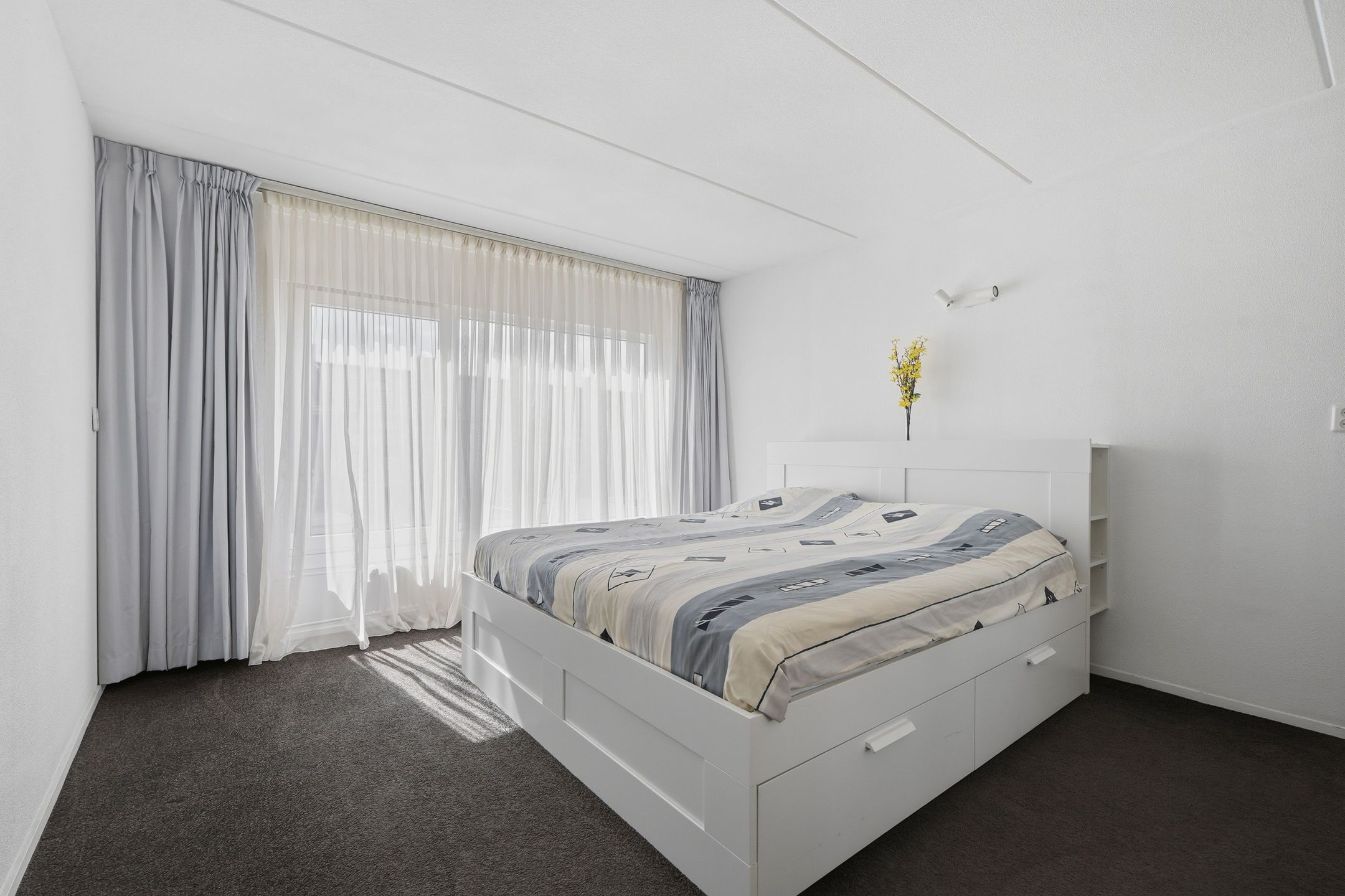 Photo 15 of Van Ginkelstraat 33
