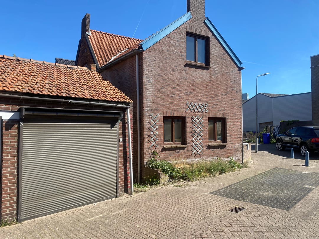 Photo 2 of Lange Kerkstraat 25