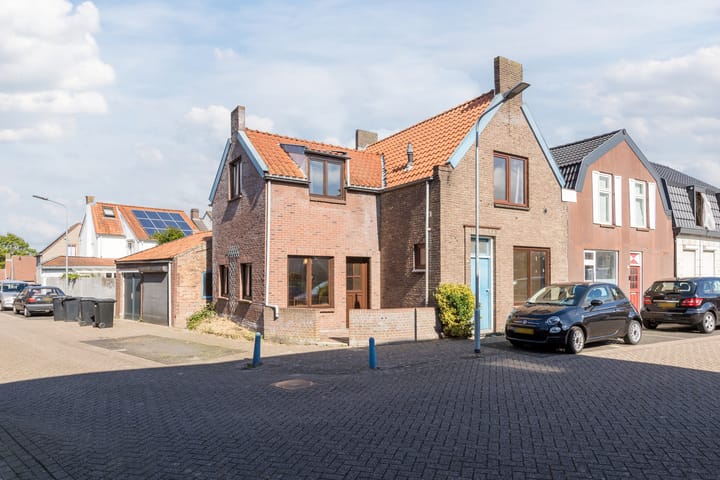 Lange Kerkstraat 25