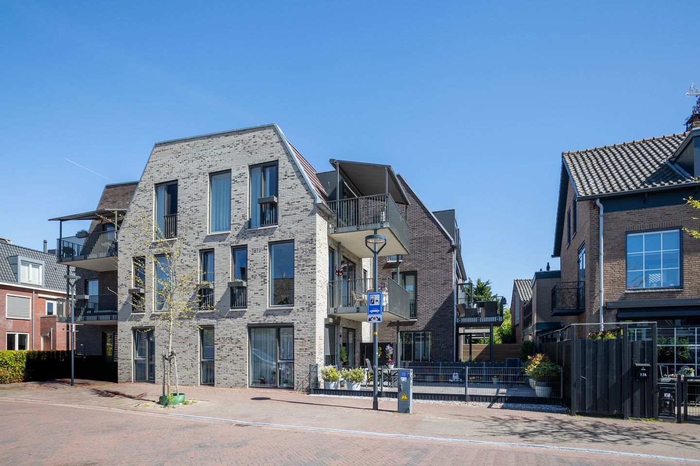 Photo 1 of Drechtdijk 9-D