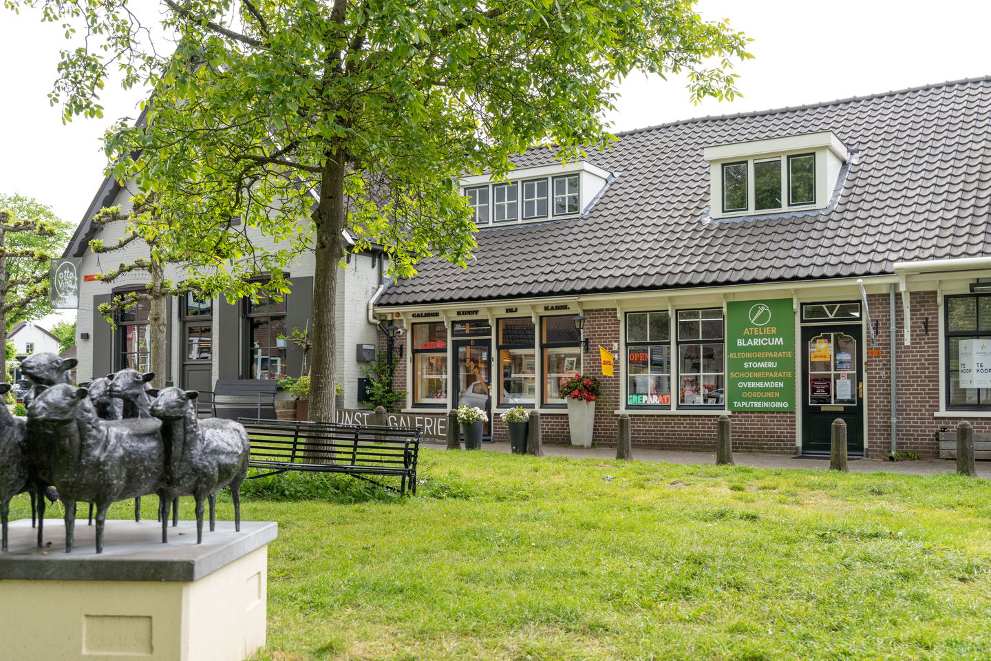 View photo 3 of Dorpsstraat 8