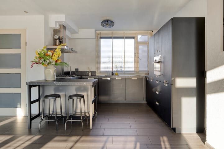 Appartement te koop: Boerenhoek 72, Hoogvliet Rotterdam