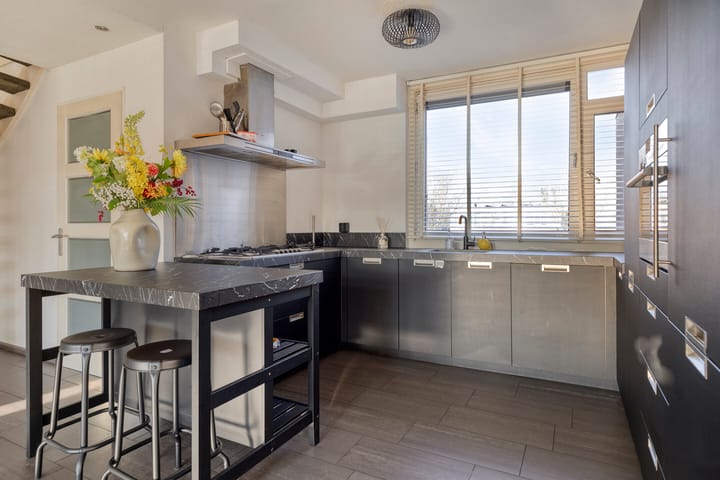 Appartement te koop: Boerenhoek 72, Hoogvliet Rotterdam