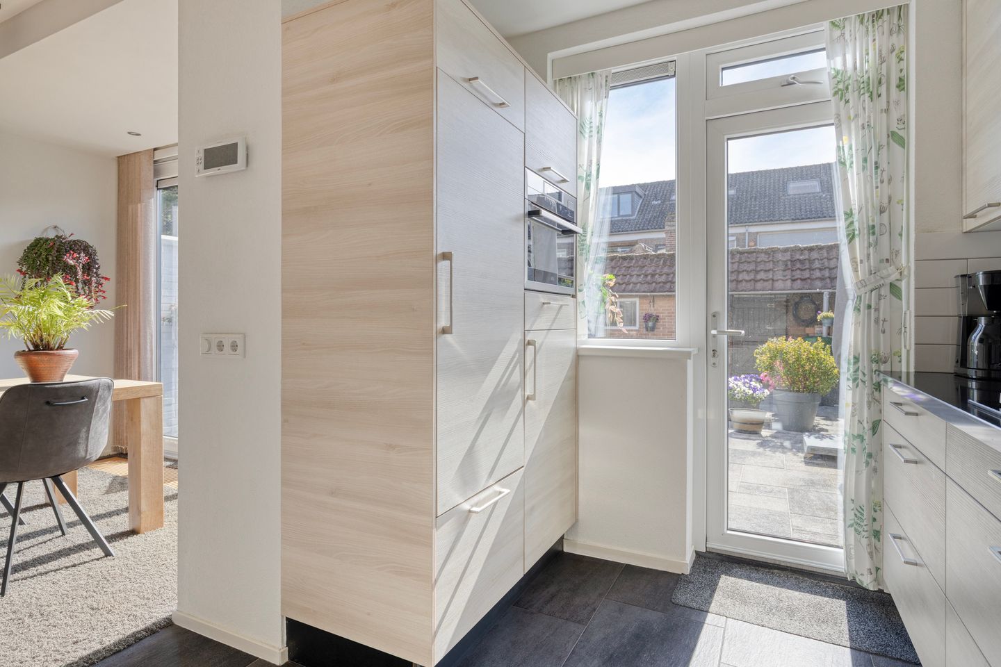 Photo 14 of Jacob van Lennepstraat 7