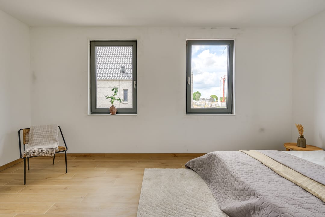 No listing provided — 17