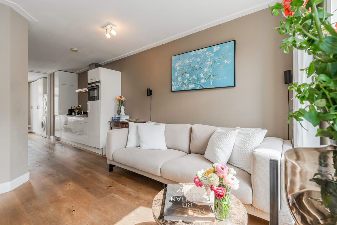 Charming 2-Room Apartment in Oud West Amsterdam — 7