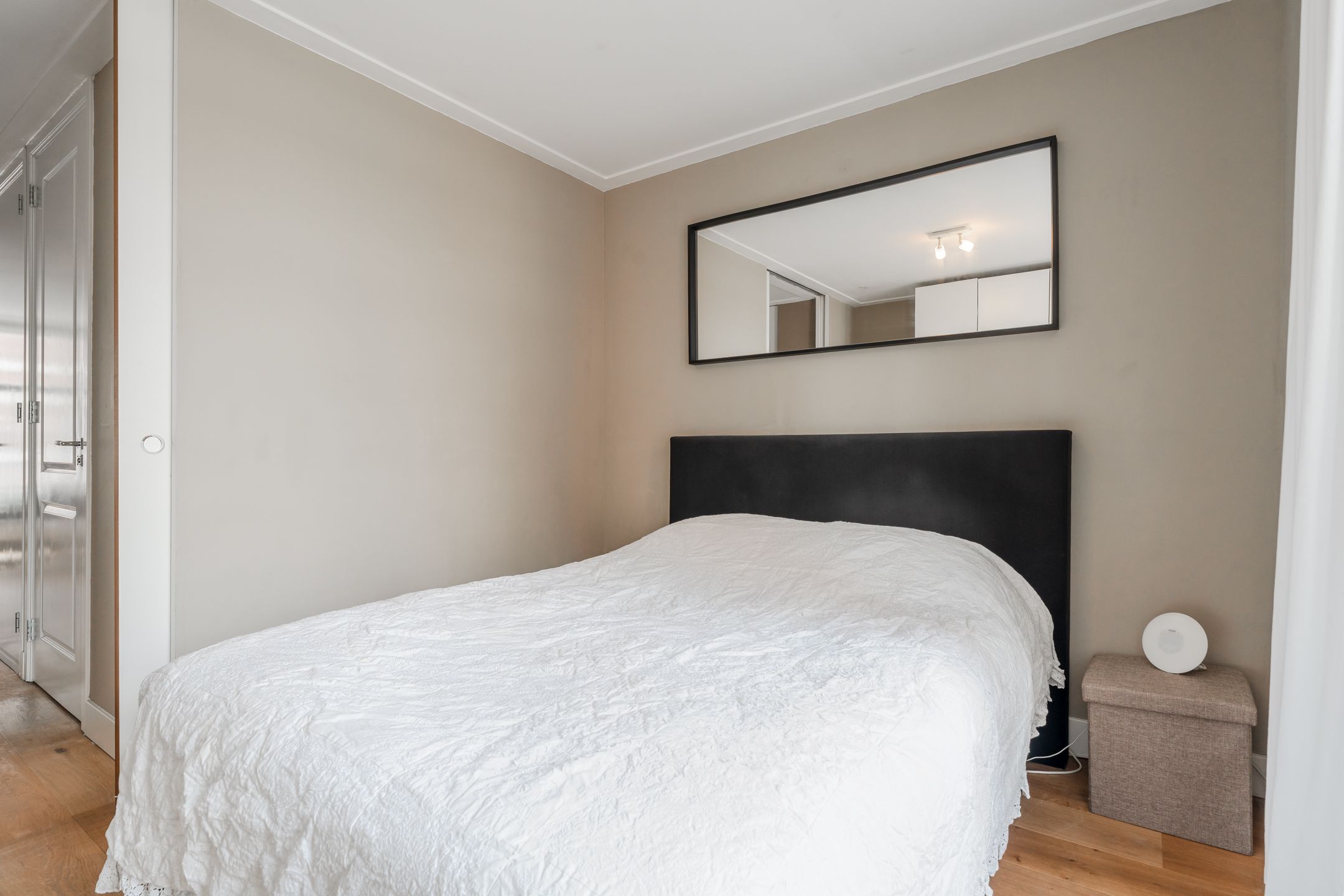 Charming 2-Room Apartment in Oud West Amsterdam — 12