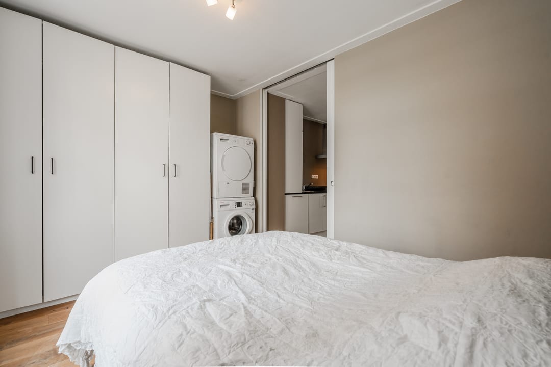 Charming 2-Room Apartment in Oud West Amsterdam — 13