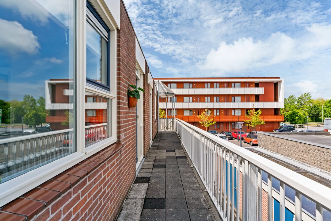 Photo 8 of Raadhuisplein 17