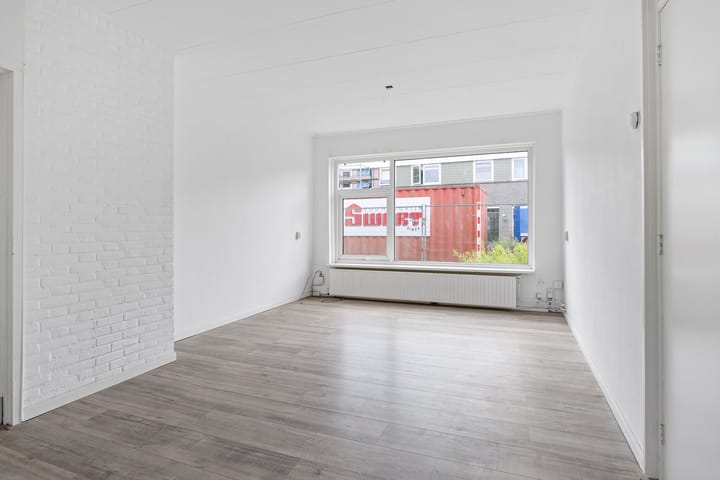Tussenwoning te koop: Bessemerstraat 9, Oudeschoot