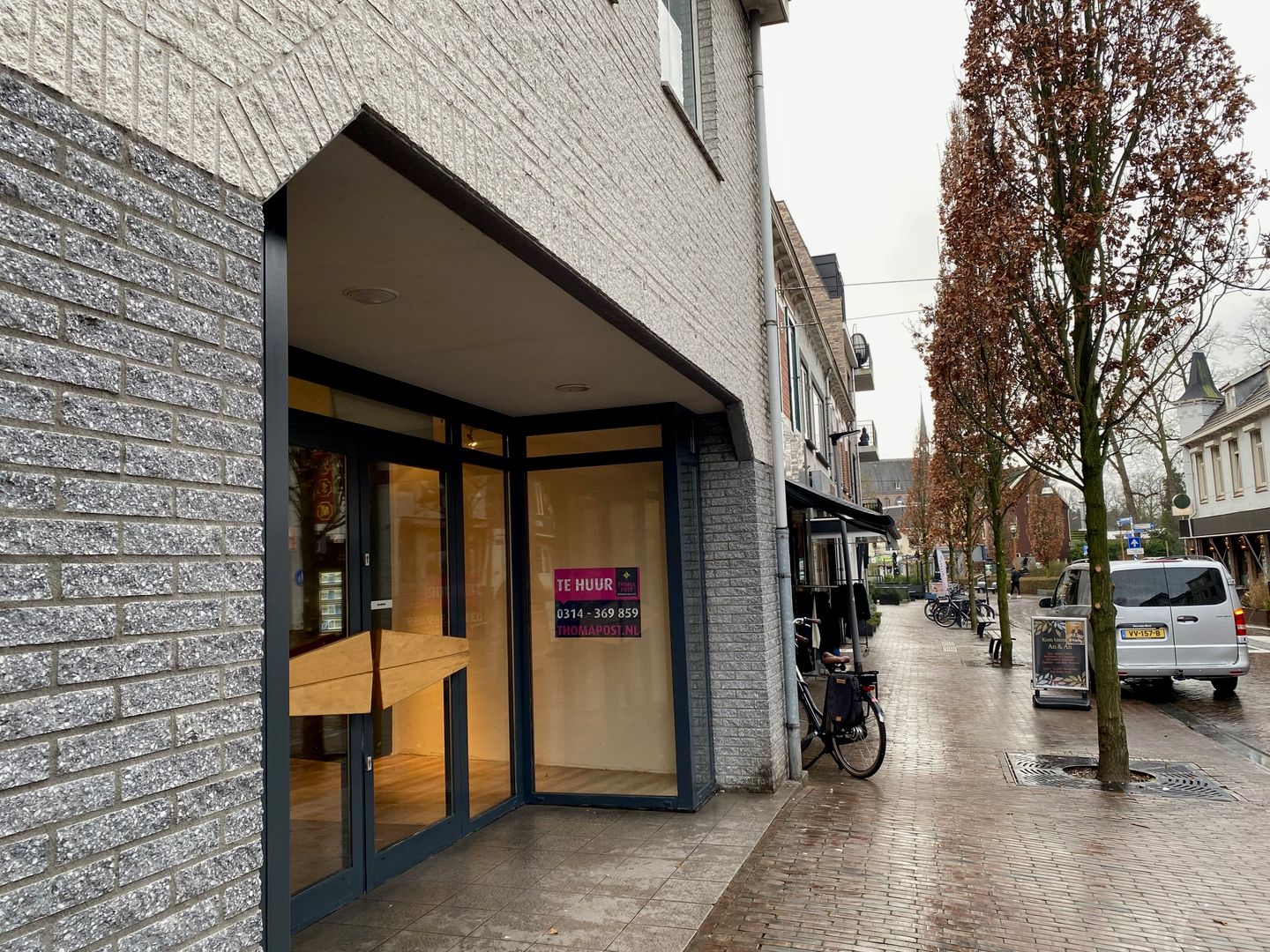 Bekijk foto 3 van Molenpoortstraat 19