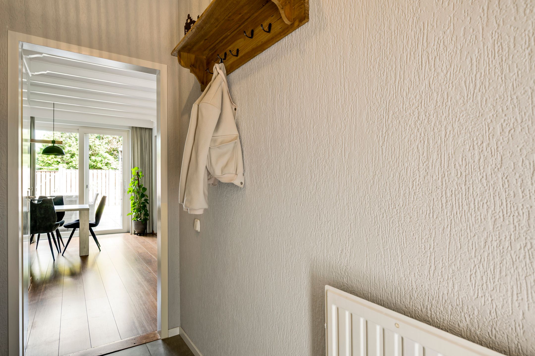 Photo 12 of Emmastraat 10