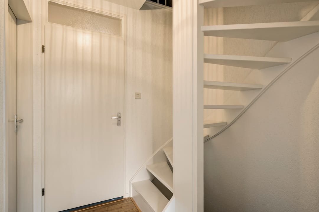 Photo 32 of Emmastraat 10