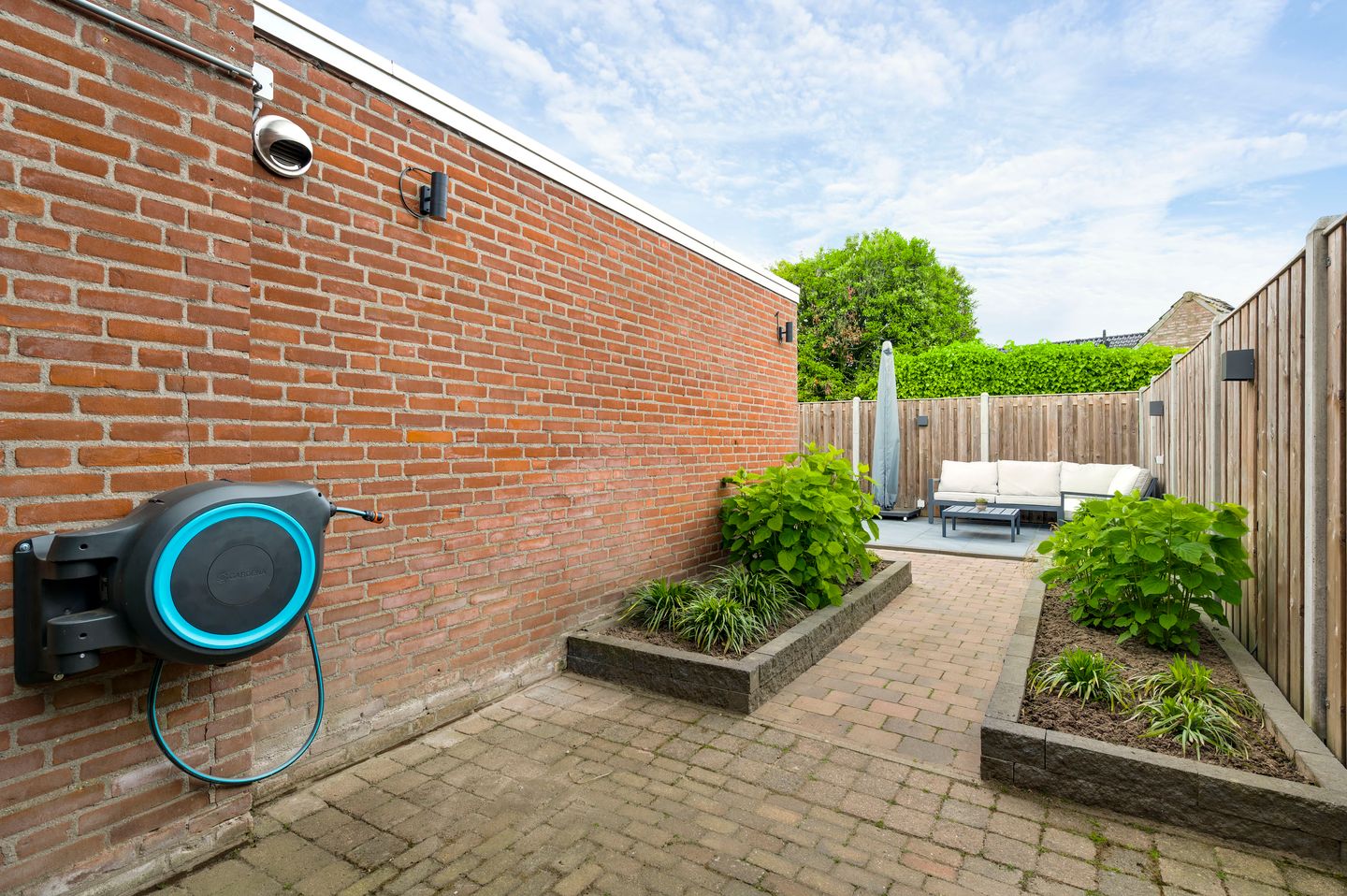 Photo 49 of Emmastraat 10