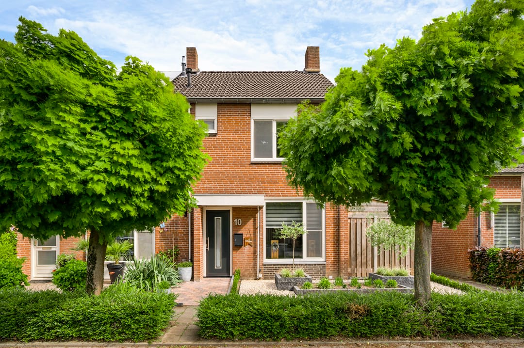 Photo 7 of Emmastraat 10