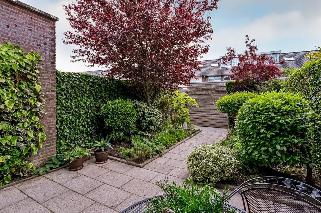 Photo 16 of A. Roland Holststraat 32
