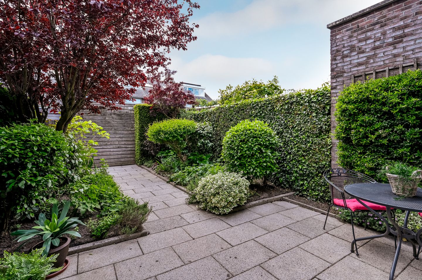 Photo 14 of A. Roland Holststraat 32