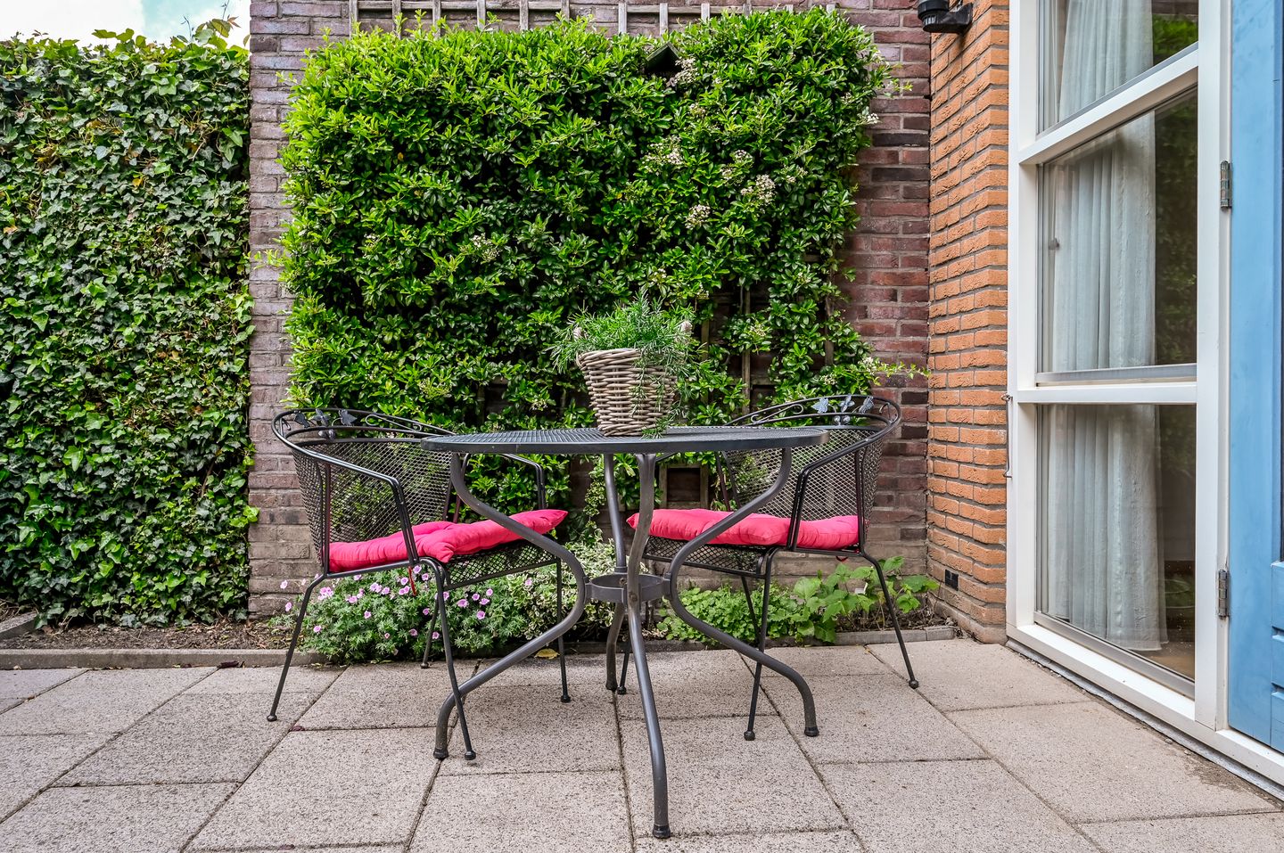 Photo 19 of A. Roland Holststraat 32