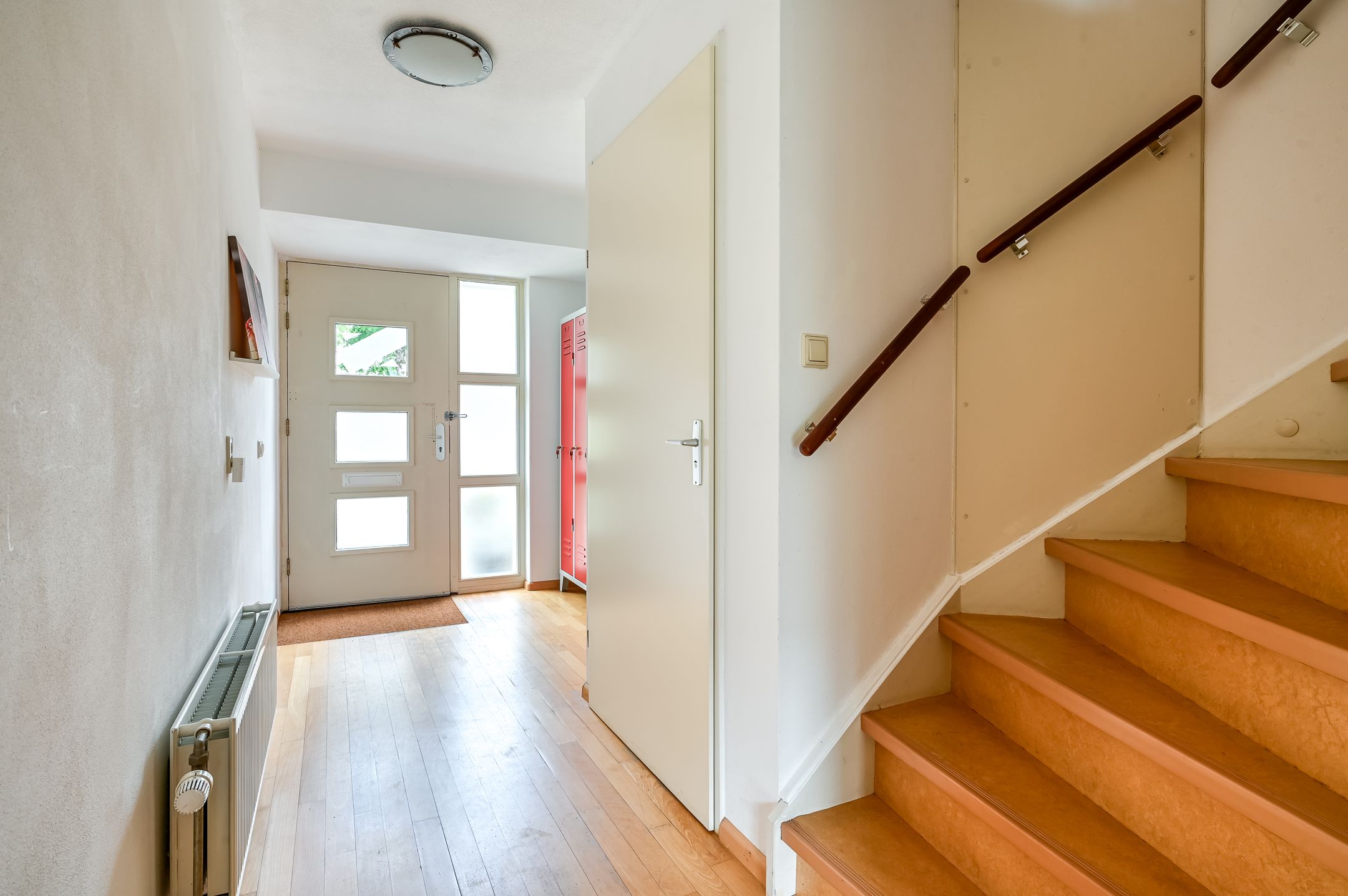 Photo 6 of A. Roland Holststraat 32