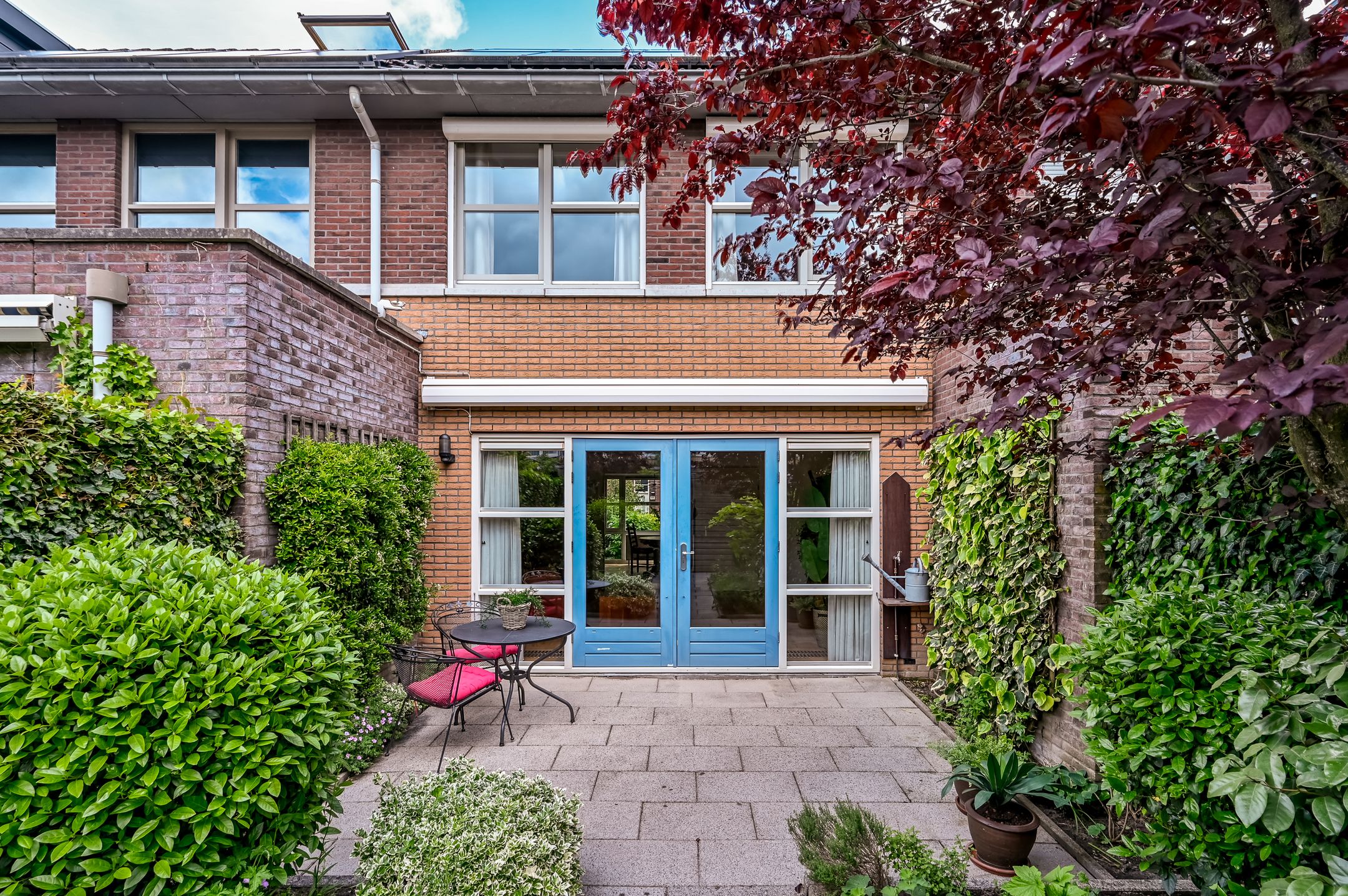 Photo 18 of A. Roland Holststraat 32