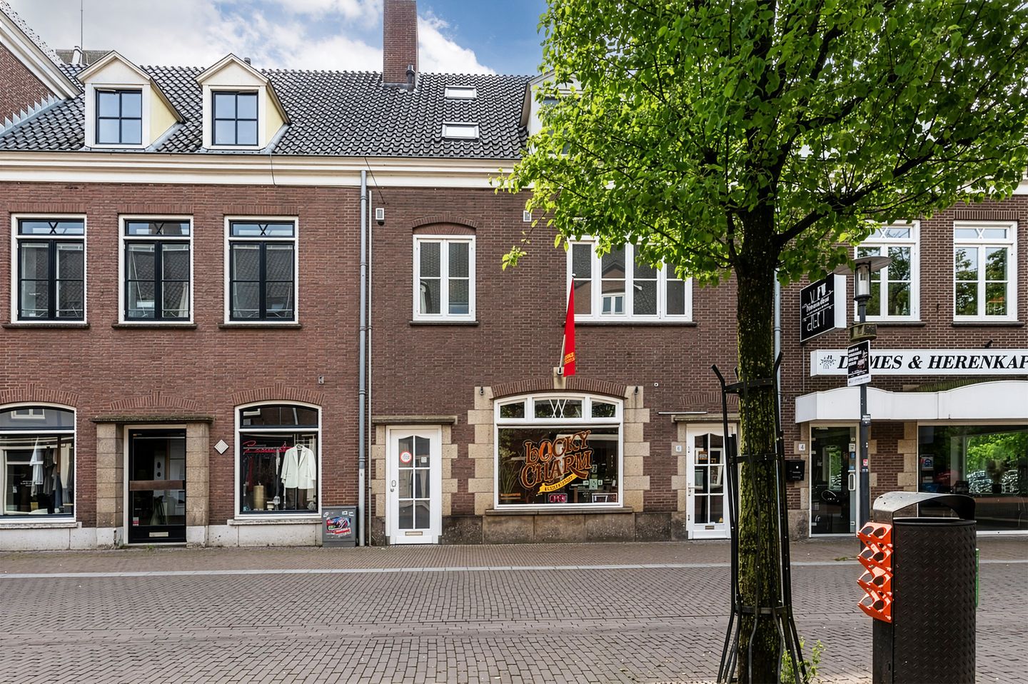 Foto 49 van Hoogstraat 6-A