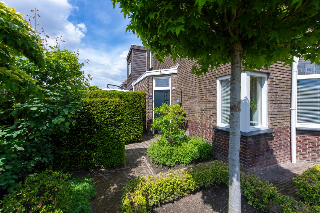 Photo 2 of Daendelsstraat 19