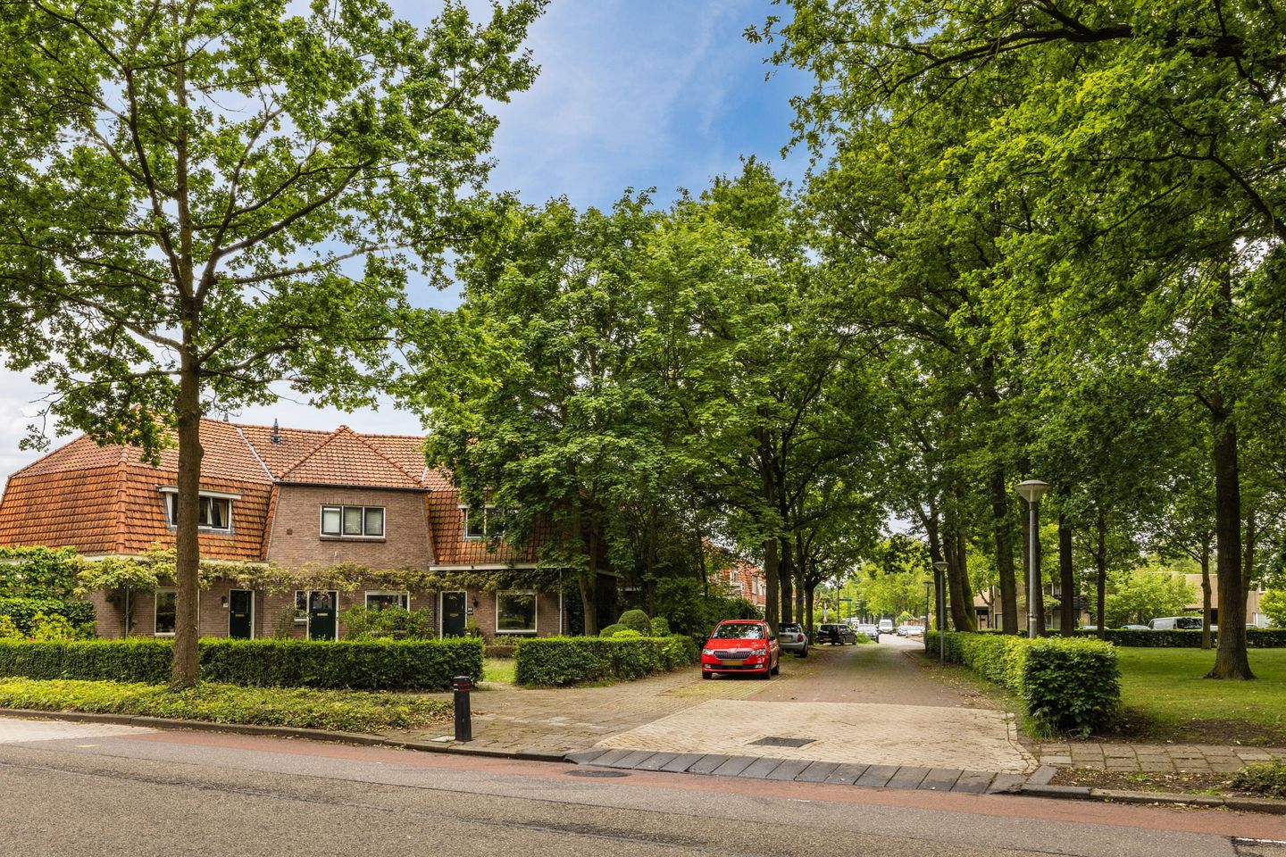 Photo 20 of Willemstraat 34