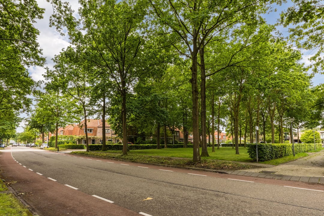 Photo 22 of Willemstraat 34