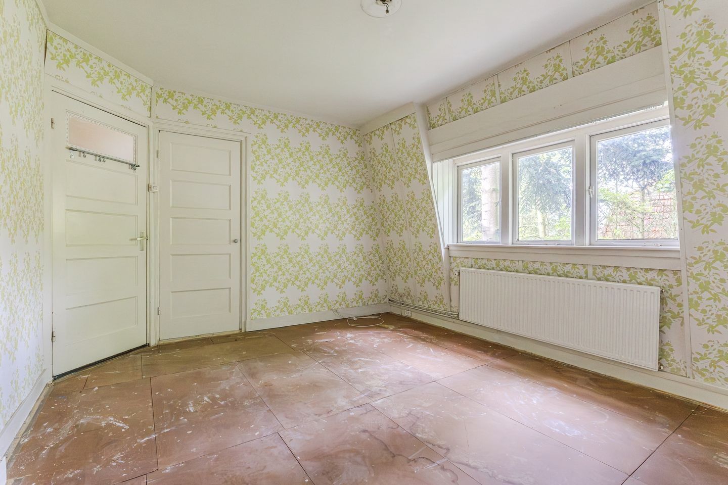 Photo 14 of Willemstraat 34