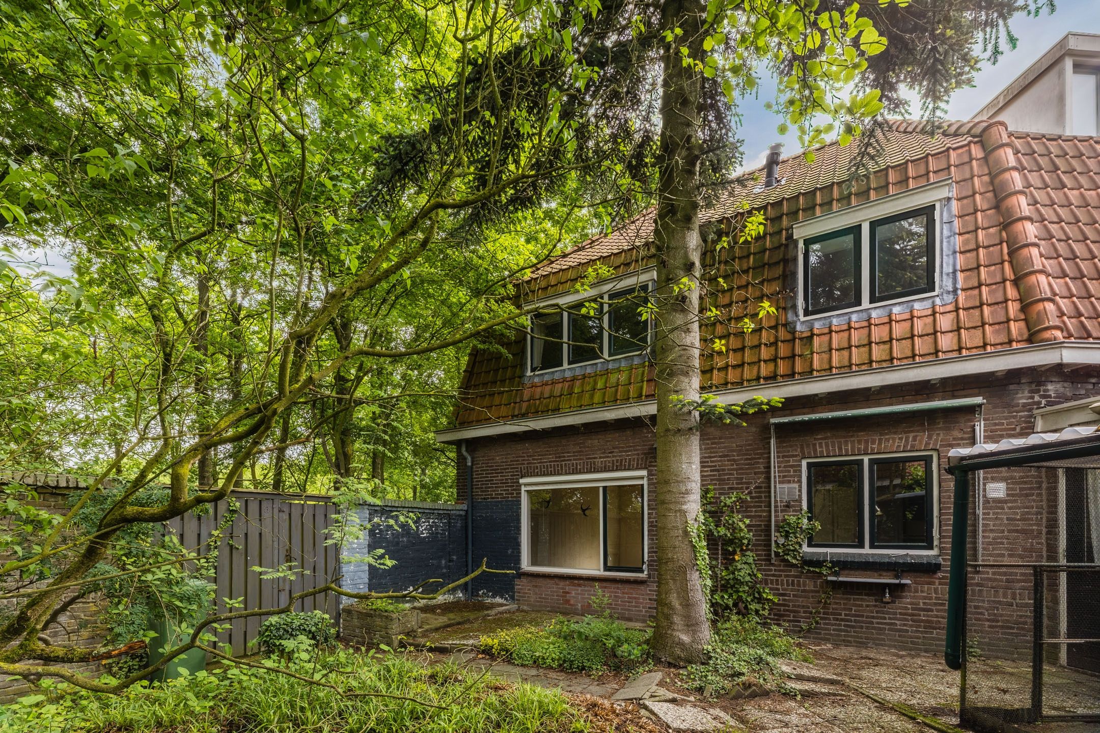Photo 18 of Willemstraat 34