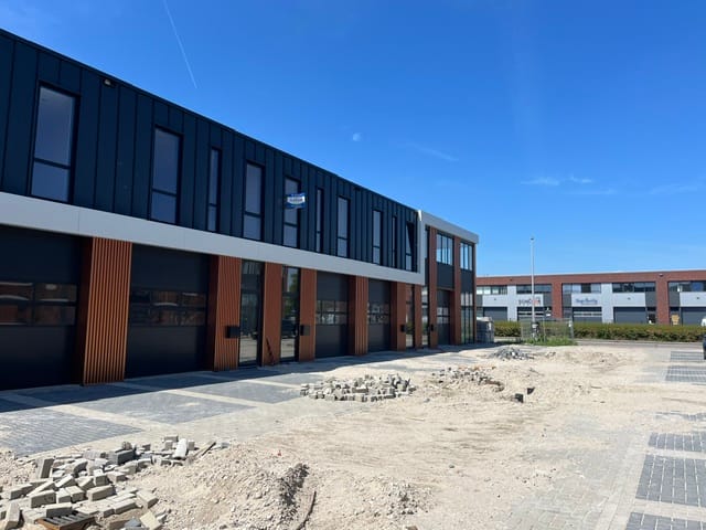 Bekijk foto 3 van Stephensonstraat 2-L