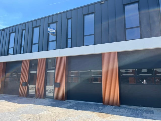 Bekijk foto 1 van Stephensonstraat 2-L