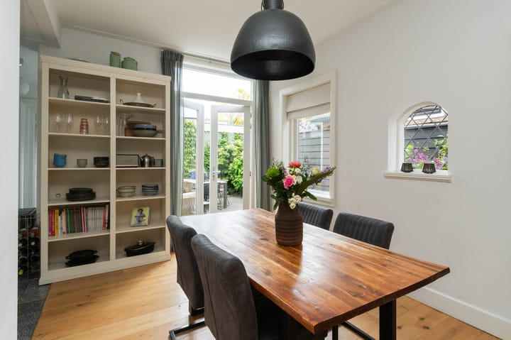 Hoekwoning te koop: Sint Janslaan 3, Bussum