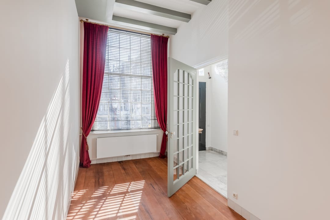 Photo 8 of Leidsegracht 56